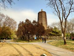 -玲珑塔公园
