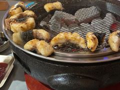 -围炉肉舍•炭烤活鳗•丹东海鲜烤肉(步行街店)