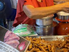 -席娜卡琳火车铁道夜市