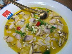 QQ酸汤鱼-蜜桃餐厅·伴山(湖滨商业街店)