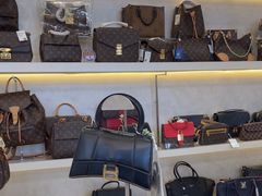 -六六奢品·vintage中古·回收二手奢侈品包包手表首饰(环球港店)