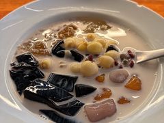 -RUXU入续糖水铺与包(卓悦中心店)