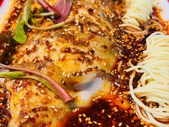 -有红鸡毛店·川菜(建设路店)