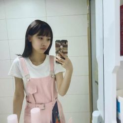 -时尚殿堂明星门店
