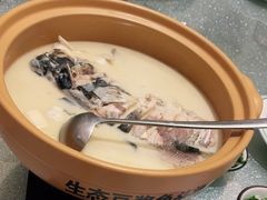 -松沪名灶·豆浆鱼头·新上海菜(飞航吾悦广场店)