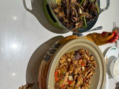 -绿草地·湘菜(7mall店)