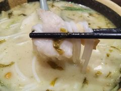 -大鼓米线(浦东长泰店)
