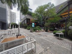 -上海虹桥祥源希尔顿酒店