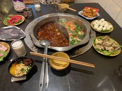 -重庆风光老灶火锅城(同德广场店)
