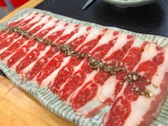 -臻牛烤肉