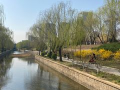 -元大都城垣遗址公园