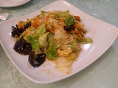 -六和聚传统烤鸭.天津菜(和平店)