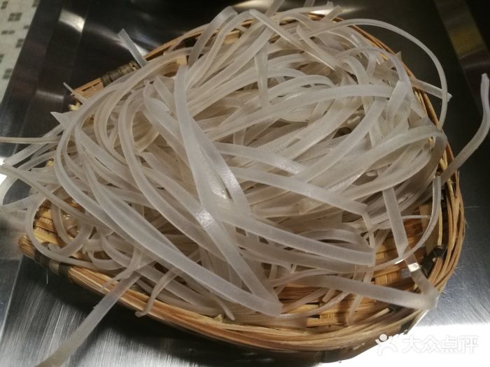 电台巷火锅(三里屯店)-武隆苕粉-菜-武隆苕粉图片-北京美食-大众点评