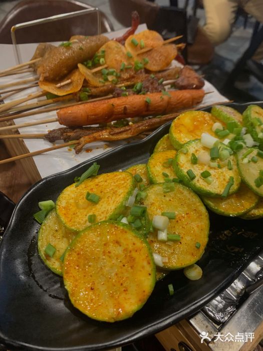 陈员外正宗夹江烧烤(广福路店)小白瓜图片