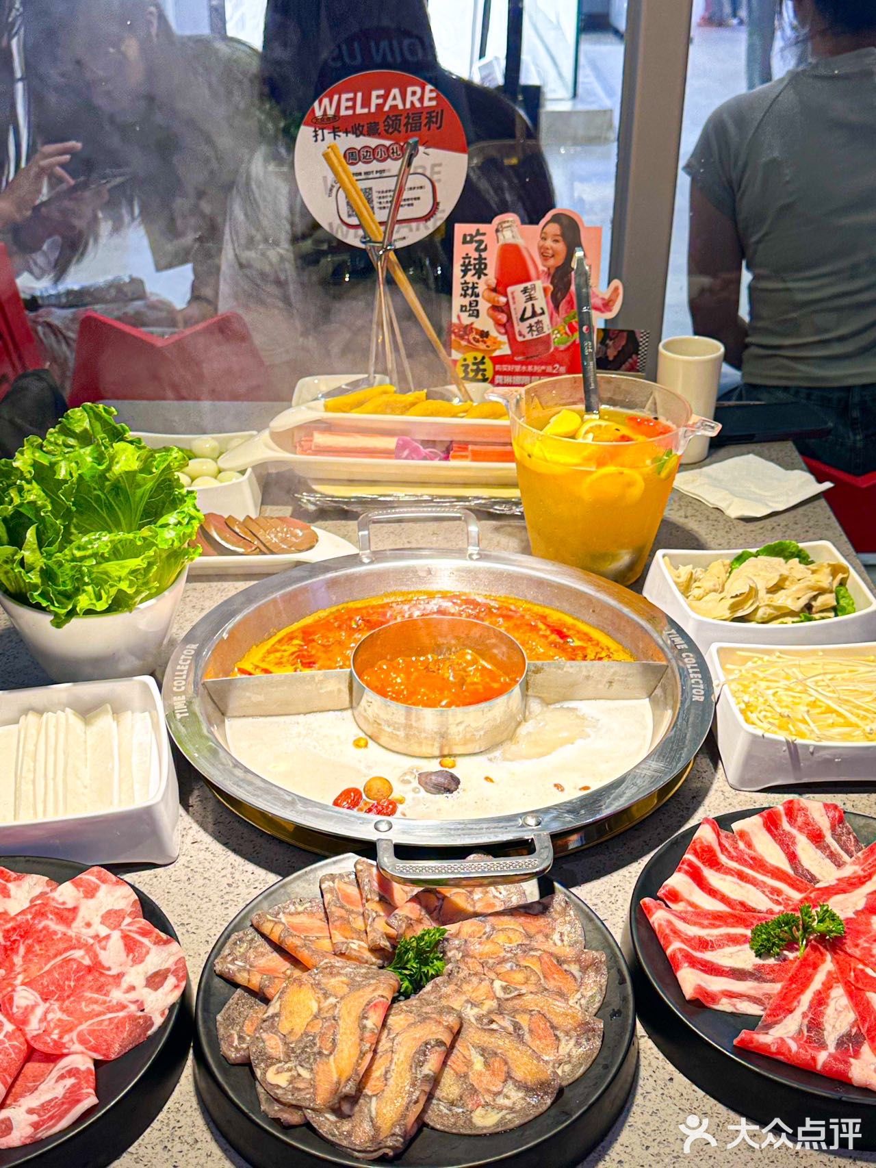 拾岁的每一道菜都很新鲜。量大实惠，团个双人餐三个人都够