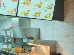 -汉堡王(大连柏威年餐厅店)