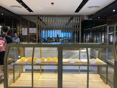 面包甜点陈列柜-香港茶餐厅文化体验馆(茶山镇店)