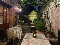 -古董花园(思南路42弄小区店)