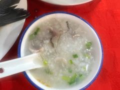 -先鲜鲫鱼粥