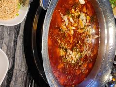 -老船舫·现做活鲜鱼馆(东郊记忆店)