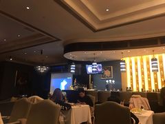 -龙虾酒吧扒房(宁波香格里拉店)