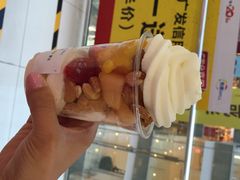 三佰瑞冻酸奶店(西直门凯德MALL店)-三佰瑞冻酸奶(凯德MALL店)