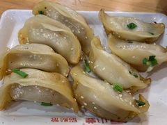 牛肉鍋貼-小姜锅贴(凤凰街店)