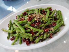 -马尔龙新疆饭店·清真(瑞景店)