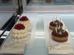 -潮一不贰·法式甜品·生日蛋糕·西式简餐(外滩店)