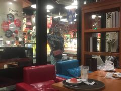 -西西弗书店&矢量咖啡(壹方购物中心店)