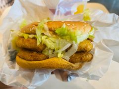 双层脆鸡堡-麦当劳(青岛大学店)