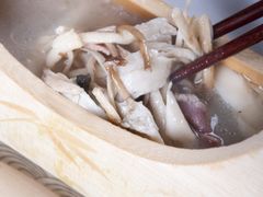 竹筒山珍汤-香巴拉云南餐厅(华莱坞店)