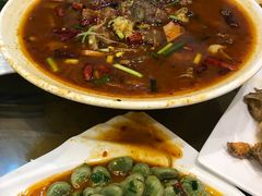 毛血旺-小老板海鲜酒家(董家渡店)