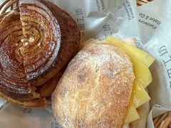 -麦田工坊(月湖店)