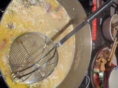 -尚尚仙·酸汤猪手·猪肚鸡火锅(华联万柳购物中心店)