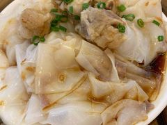 排骨蒸陈村粉-万山楼海鲜酒家·二十三年老字号