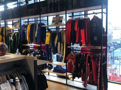-NIKE KICKS LOUNGE体验店(北京新中关店)