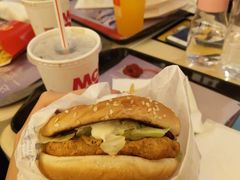 -麦当劳(水坑尾街店)