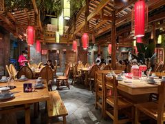 大堂-老凯俚酸汤鱼(鸿通城店)