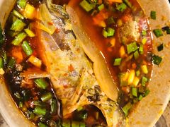 -肖肖酸萝卜鱼火锅(总店)