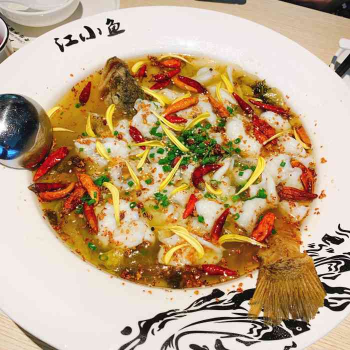 畅润江小鱼·老坛子酸菜鱼(中港城店)-"个人不是很喜欢茶水自助,因为