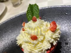 巧克力舒芙蕾松饼配香草冰激凌-西堤牛排(南京龙江店)