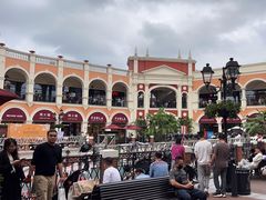 -佛罗伦萨小镇广佛名品奥特莱斯(疏港路店)