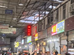 -曼阁市场水果批发市场