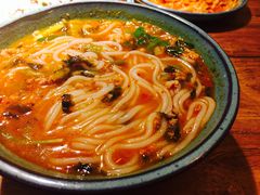 腌菜米线-云之南(八里庄店)