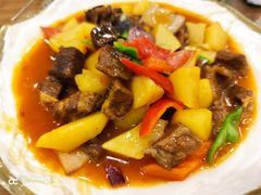 土豆烧牛肉-清真·玛丽亚新疆菜主题餐厅(浙江中路店)