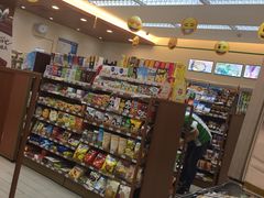 -全家便利店(兴贤路店)
