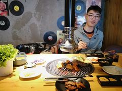 -极简·炭火烤肉主题餐厅·龙虾烧烤·烤羊排(宝龙店)