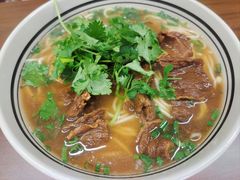 -小马牛肉面·牛骨熬制(南京博物院店)