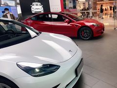 -TESLA 特斯拉(郑州正弘城体验店)